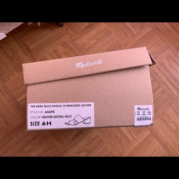 Mule Sandal - Picture 4 of 4